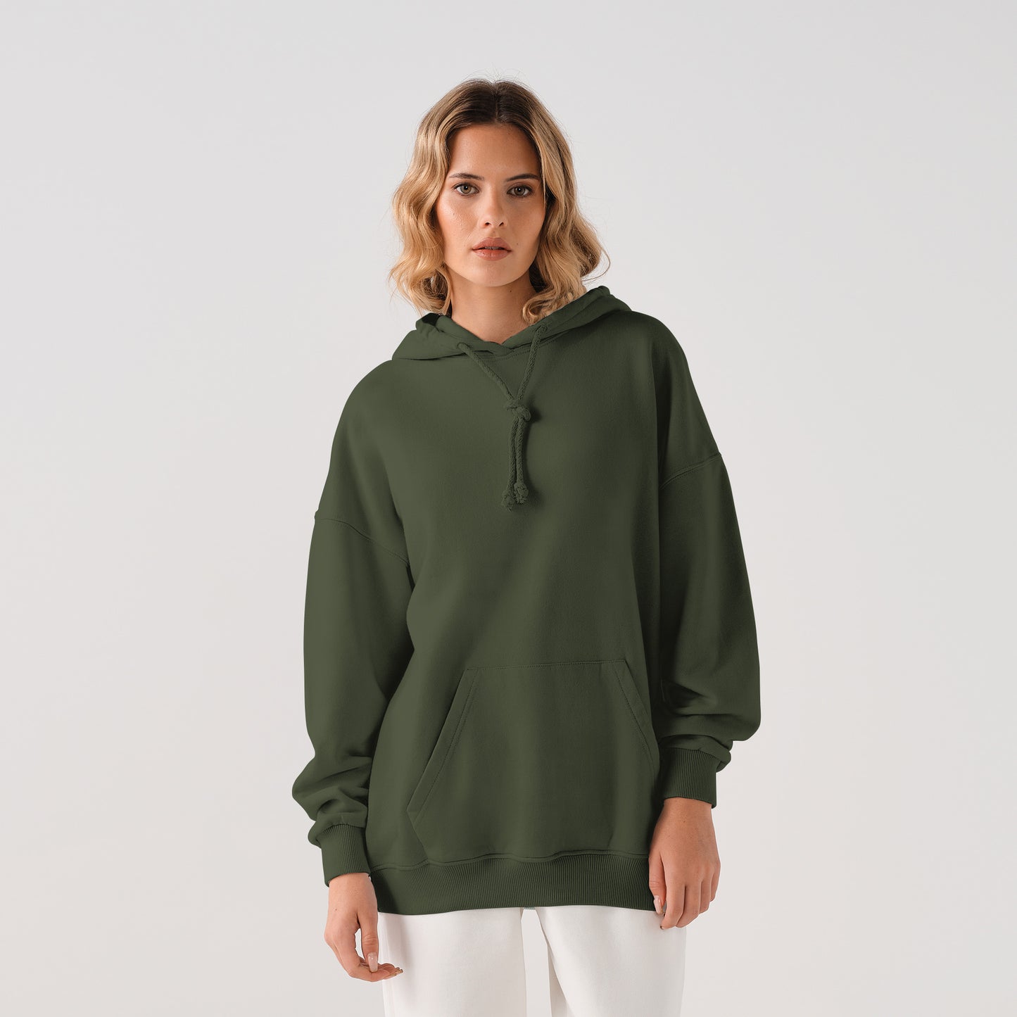 320/215 REGULAR HOODIE